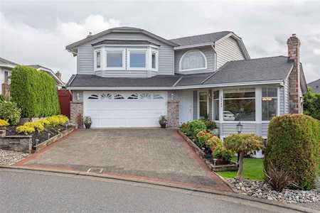 15540 Lorne Court White Rock, BC V4B 5J6