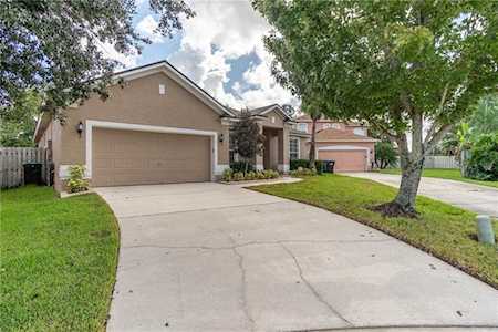 13512 Lakers Court Orlando, FL 32828