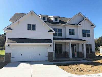 693 Iron Horse Ln Midland, NC 28107