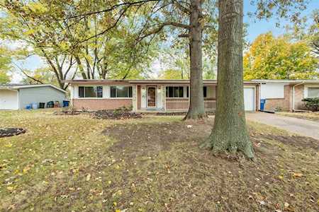 2920 North Waterford Dr Florissant, MO 63033