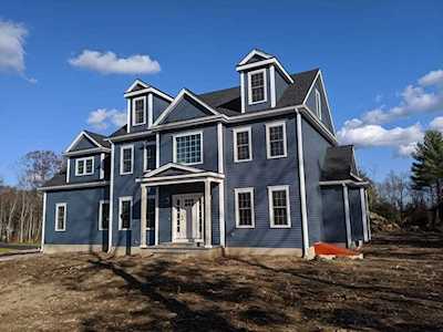 11 Ammidon Road Mendon, MA 01588