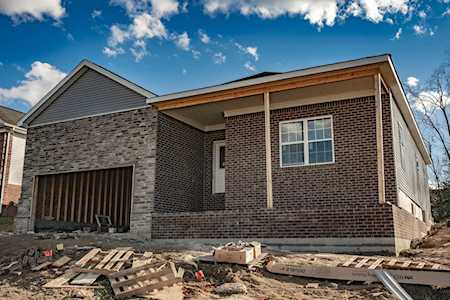 3216 Squire Cir Shelbyville, KY 40065