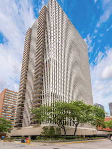 200 E Delaware Place #8-9C Chicago, IL 60611