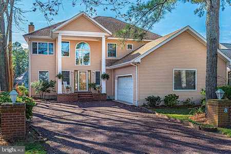 8 Beach Ct Ocean Pines, MD 21811