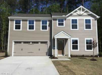 2098 Petersen Way Suffolk, VA 23434