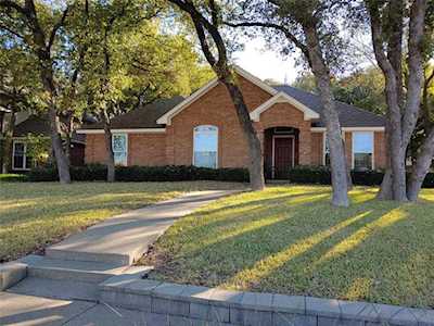 7320 Holiday Lane North Richland Hills, TX 76182