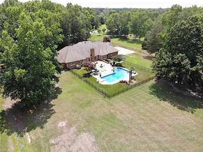 2004 Hallmark Way Chesapeake, VA 23323
