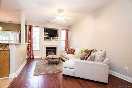 4230 Amherst Villa Ct Charlotte, NC 28273