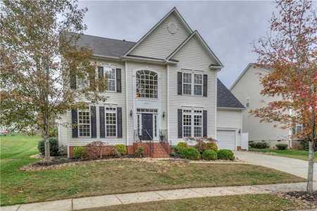 3921 Laurel Berry Ln Huntersville, NC 28078