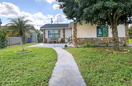 5720 Coconut Road West Palm Beach, FL 33413