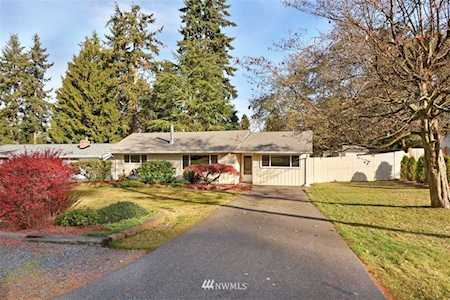 21709 50th Place W Mountlake Terrace, WA 98043