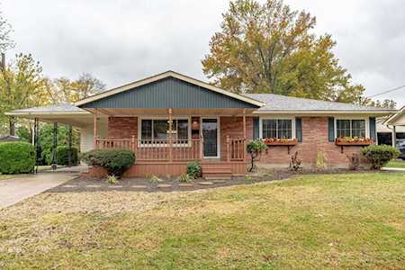 5804 Hornbeam Ln Louisville, KY 40258