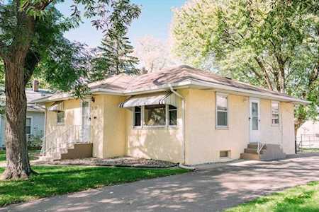 749 Hyacinth Avenue E Saint Paul, MN 55106