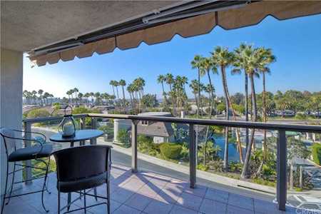 25 Ocean Vista #24 Newport Beach, CA 92660