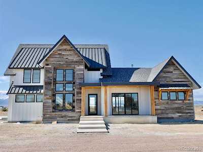 2570 Dawn Court Erie, CO 80516