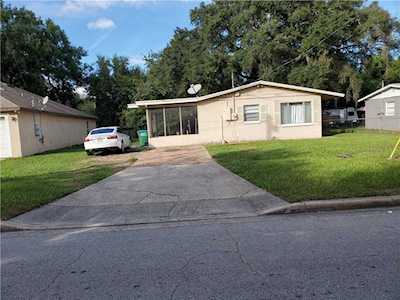 2621 Carver Avenue Orlando, FL 32810