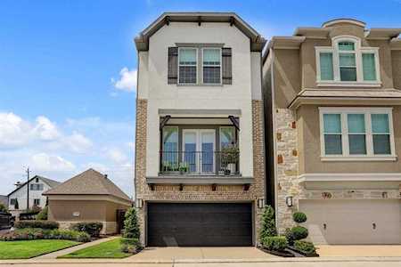 1203 Edwinstowe Trl Houston, TX 77043