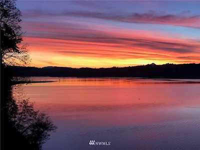 11691 Sunset Ave NE Bainbridge Island, WA 98110