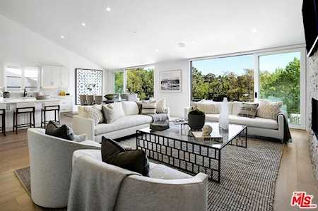 842 N Las Casas Avenue Pacific Palisades, CA 90272