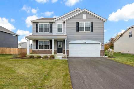 328 Hemlock Ln Oswego, IL 60543