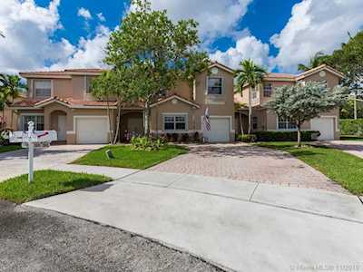 590 NW 130th Way Pembroke Pines, FL 33028