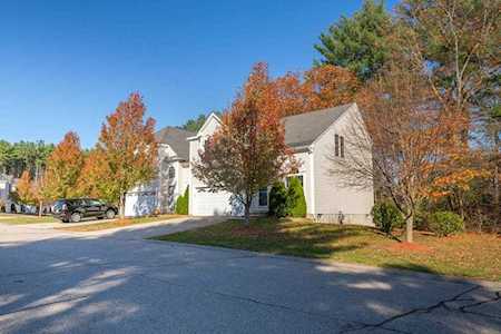 1 Knowlton Cir #1 Upton, MA 01568