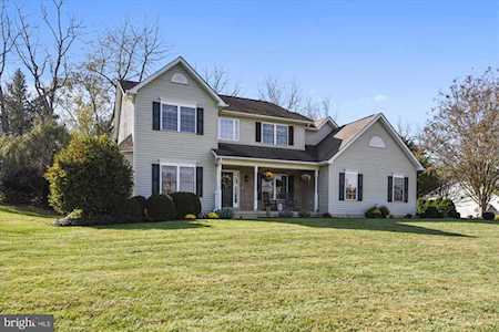 6980 Wayland Dr Warrenton, VA 20187