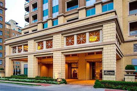 2300 Wolf Street #6C Dallas, TX 75201