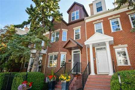 2469 Sorrel Mews SW Calgary, AB T2T 6G5