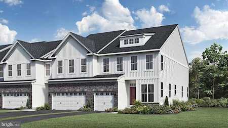 100 Wynstone Ct Colmar, PA 18915