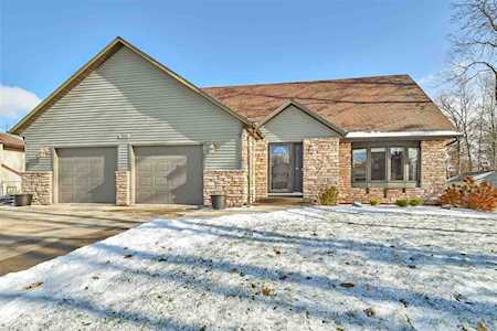2886 Sleepy Hollow Dr Green Bay, WI 54311