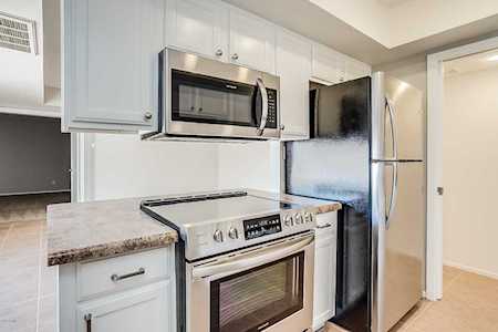 8121 N 32nd Avenue Phoenix, AZ 85051