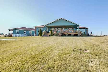 3942 Vista Ridge Ln New Plymouth, ID 83655