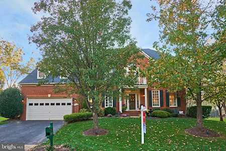 7754 Royal Sydney Dr Gainesville, VA 20155