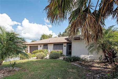 6958 Spinnaker Boulevard Englewood, FL 34224