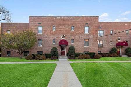 202 Richbell Rd #C2 Mamaroneck, NY 10543