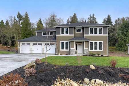 27817 McIntosh Lp NE Kingston, WA 98346