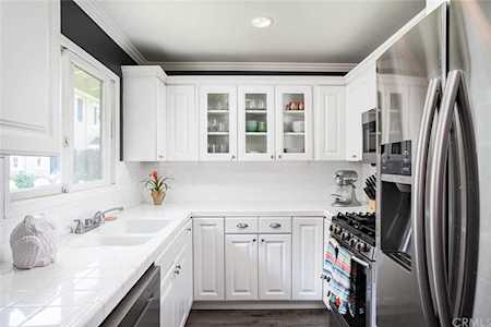 1741 Tustin Avenue #18 B Costa Mesa, CA 92627
