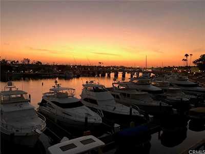 1233 Bayside Drive #207 Corona Del Mar, CA 92625
