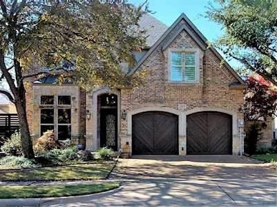 3217 Gleneagles Court Plano, TX 75093