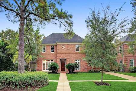 3727 Albans Rd West University Place, TX 77005