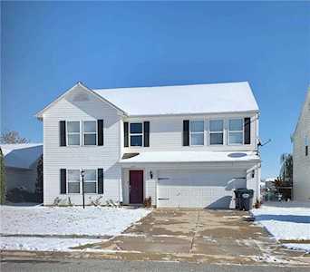 1419 Round Lake Road Greenwood, IN 46143