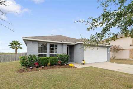 574 Covent Dr Kyle, TX 78640