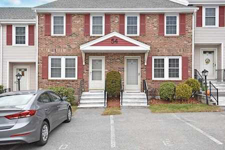 54 Fox Meadow Rd #E Leominster, MA 01453