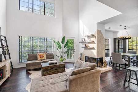 6303 Richmond Avenue #209 Dallas, TX 75214