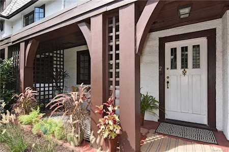 2 Bolton Gardens Eastchester, NY 10708