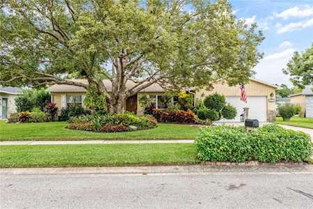 2727 Hidden Cove Court Orlando, FL 32822