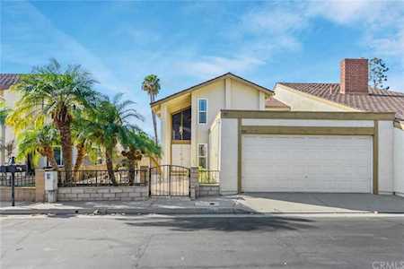 207 Los Padres Lane Placentia, CA 92870