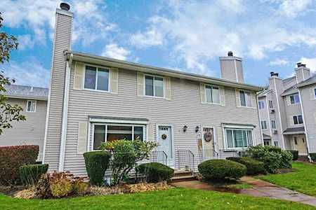 10 Erick Rd #31 Mansfield, MA 02048