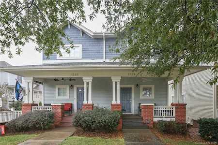1329 Summit Greenway Ct Charlotte, NC 28208